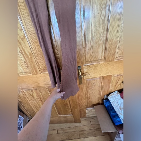 PINK - Victoria's Secret - Short Flare Leggings - Picture 6 of 9